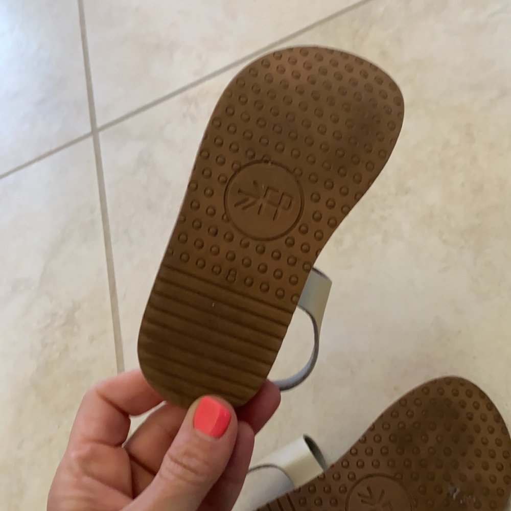FP sandals - Picture 3 of 6